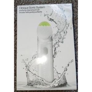 Clinique Sonic Cleansing Brush